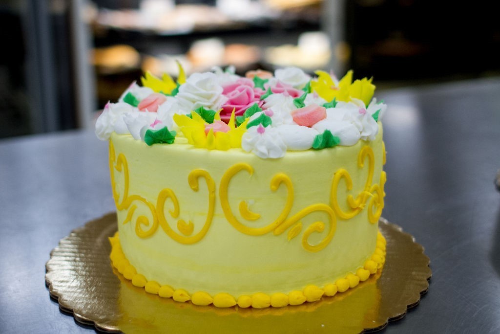 Moreno Bakery Cakes'